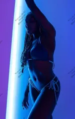 Горячая дама без комплексов Легко общаюсь на любые темы